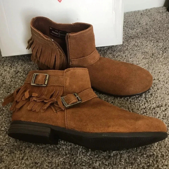 Minnetonka Rancho Brown Suede Fringe Ankle Booties - Picture 4 of 7